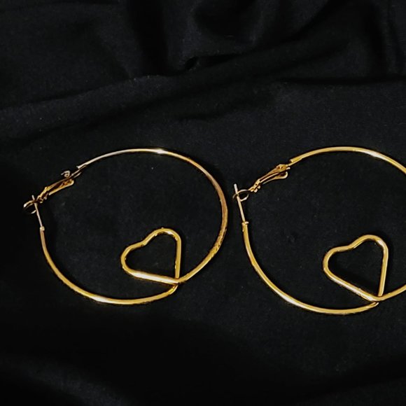 FNIO Gold Color Pearl Metal Hoop Earrings Set - Picture 9 of 11